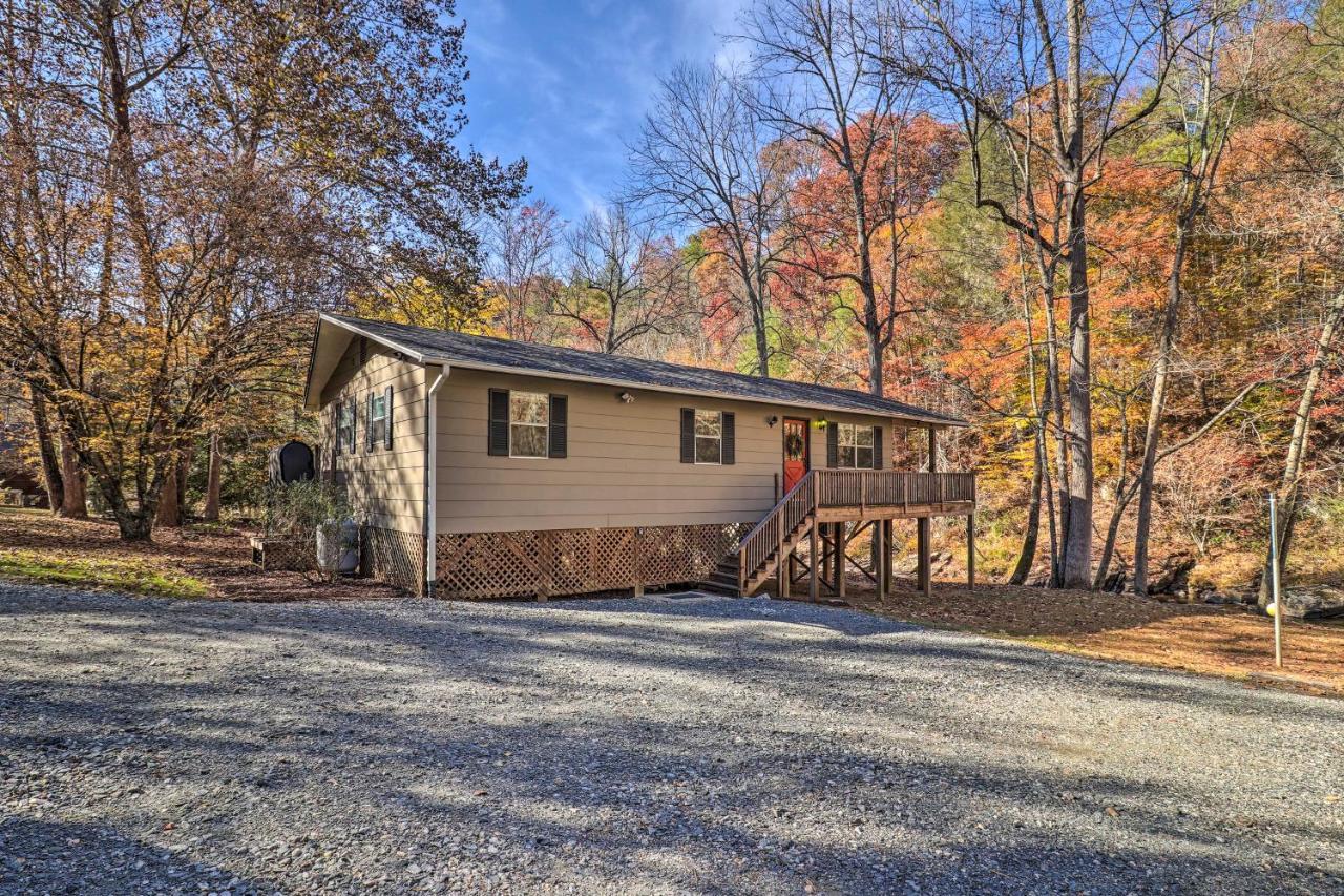 Creekside Retreat With Deck, 18 Miles To Wolf Ridge Villa Weaverville Dış mekan fotoğraf